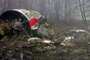 Raport Macierewicza: Były dwa wybuchy w prezydenckim Tu-154